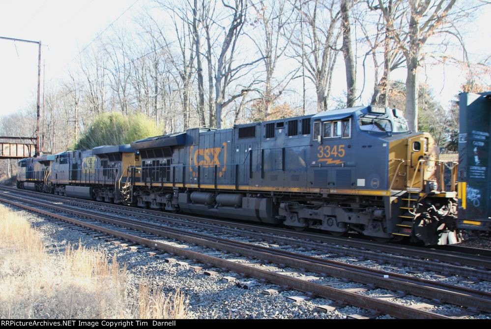 CSX 3345 on M404